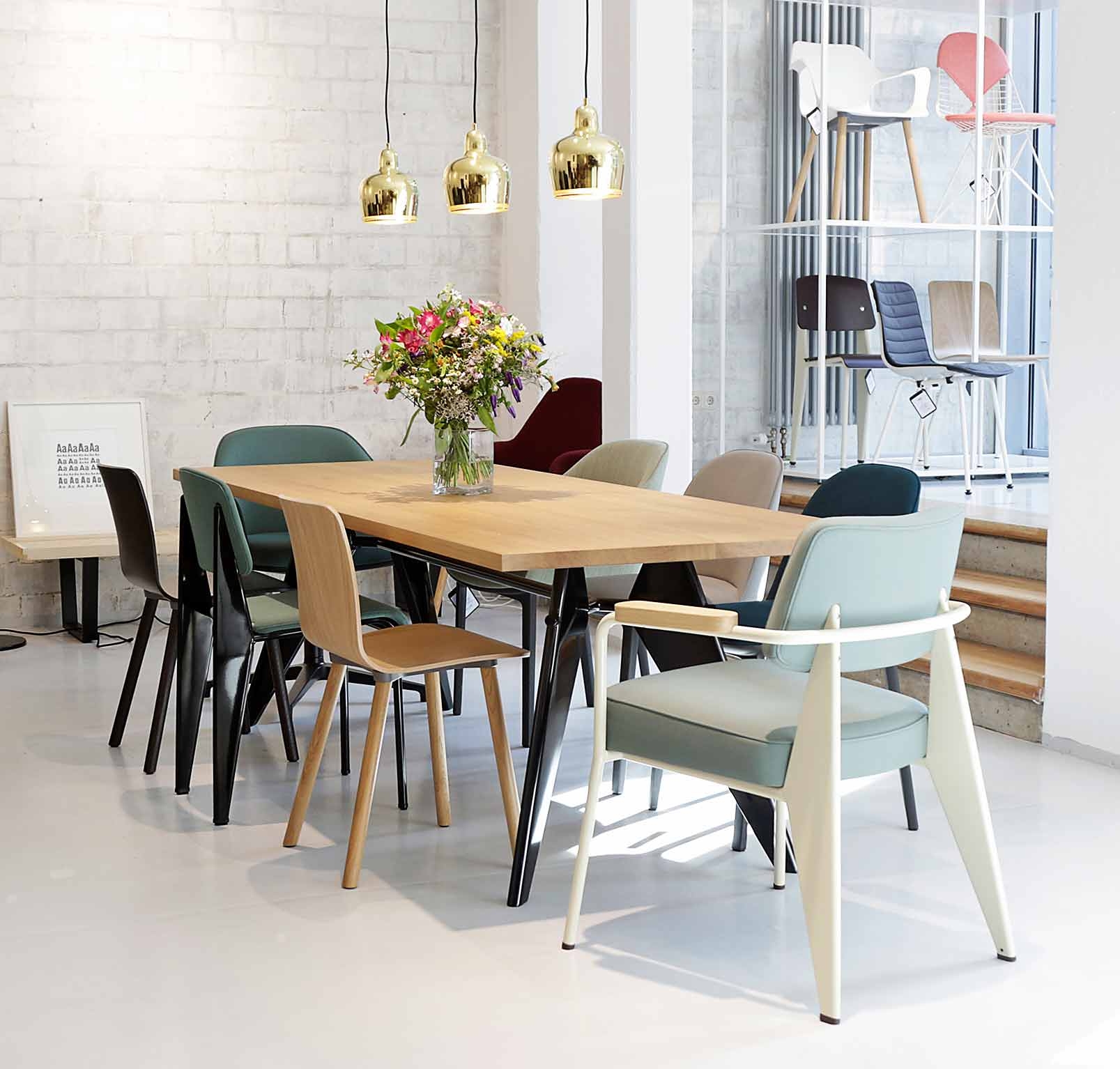 华体会体育官方在线官网 - 桌几|餐桌|办公家具|华体会体育官方在线官网家具|EM 餐桌